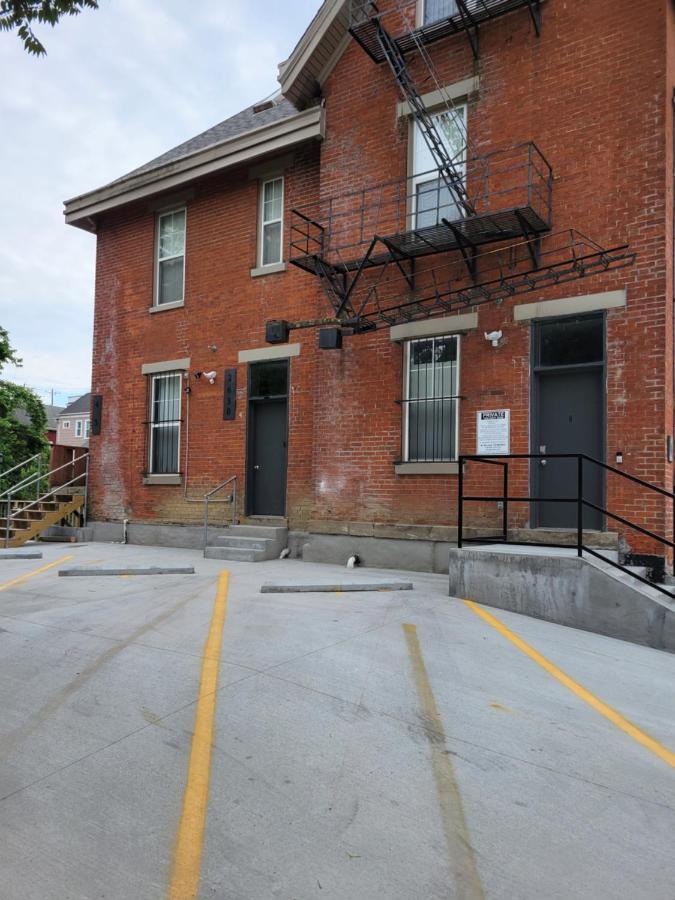 Modern Style And Comfort Near Uc Cincinnati Exterior foto